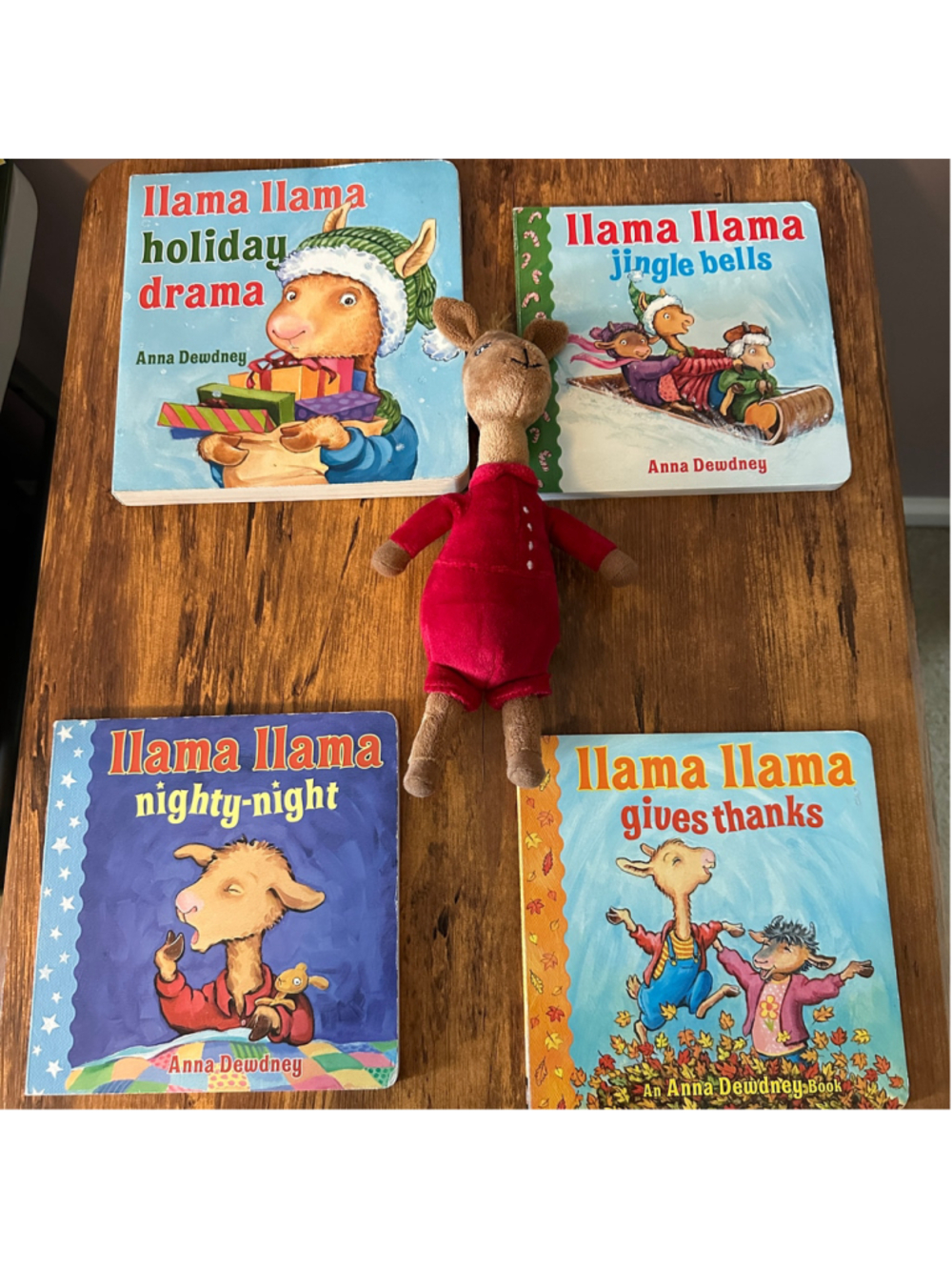 Llama Llama Plush & 4 Book Bundle Red Pajamas Holiday Christmas